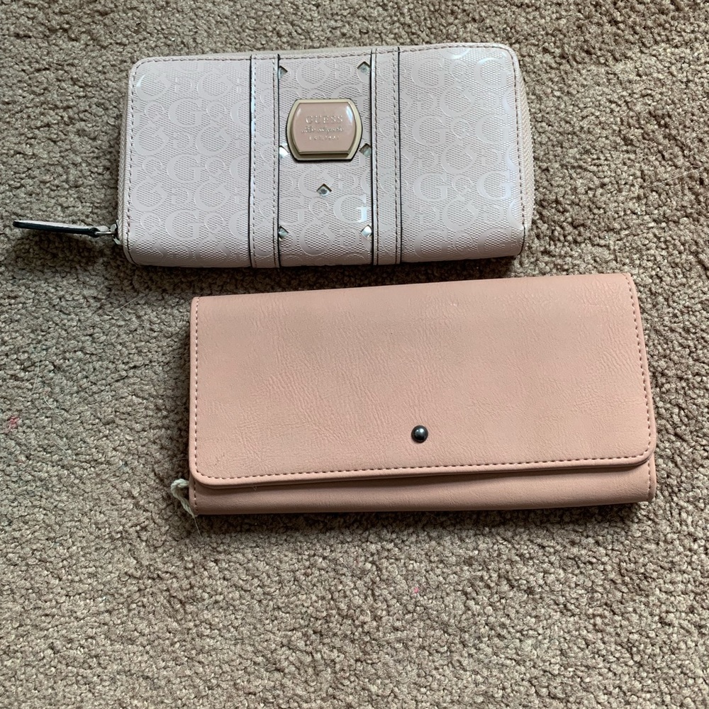 Two wallets!